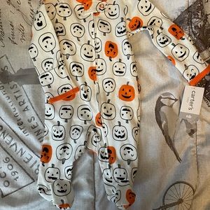 New born pumpkin onesie